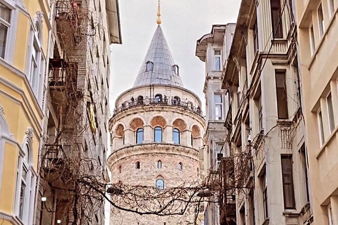 private-layover-tour-for-cruise-passengers-with-minivan-vehicle