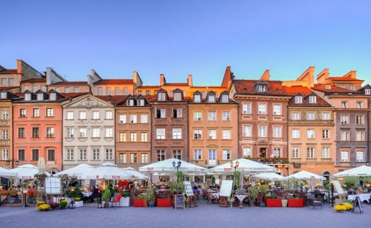 private-legendary-warsaw-walking-tour