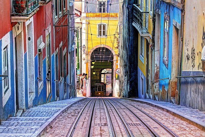 private-lisbon-belem-4-hours-tuk-tuk-tour-with-pickup