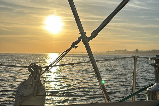 private-lisbon-sailing-tour