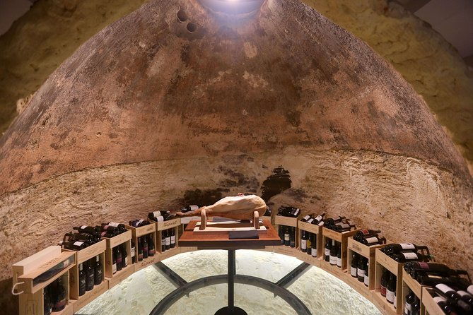 private-lisbon-tour-with-premium-portuguese-wine-and-tapas-tasting-2