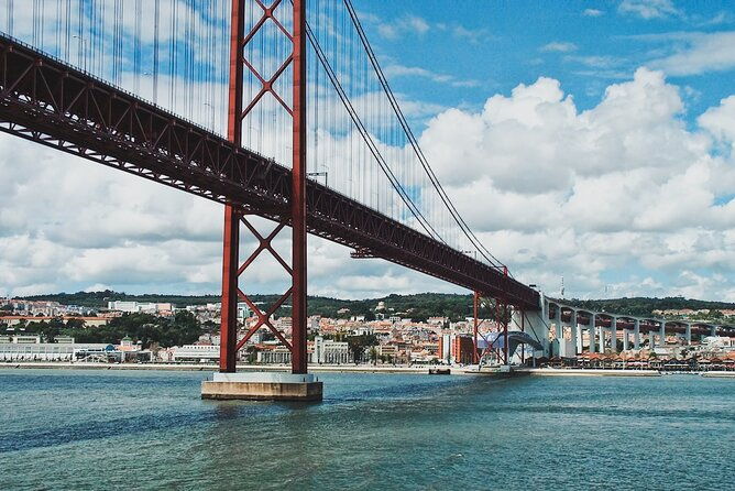 private-lisbon-wine-tasting-trip-to-the-setubal-region-with-hotel-pick-up