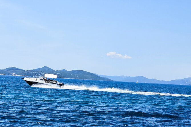 private-local-guided-speedboat-tour-in-dubrovnik-archipelago
