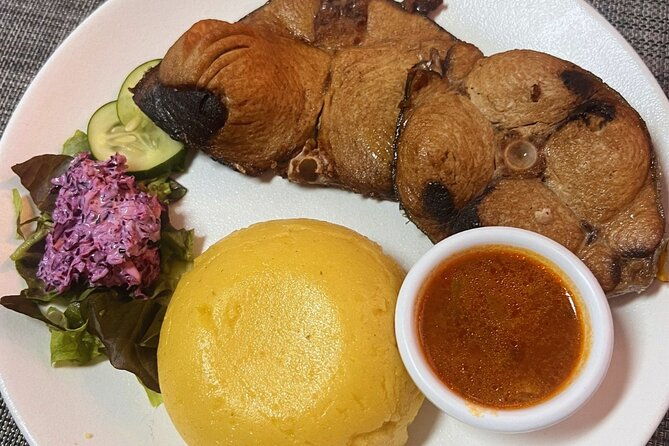 private-local-lunch-and-kralendijk-neighborhood-tour