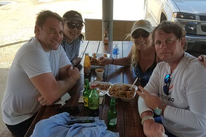 private-local-lunch-and-kralendijk-neighborhood-tour