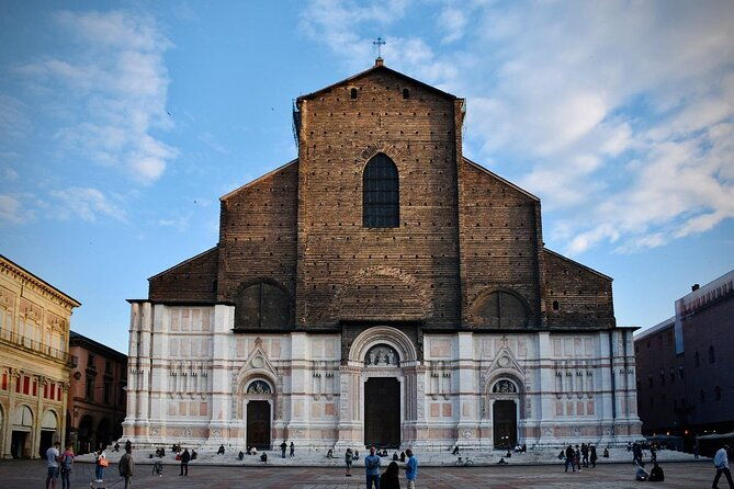 private-local-tour-guide-bologna-kickstart-your-trip-100-personalized