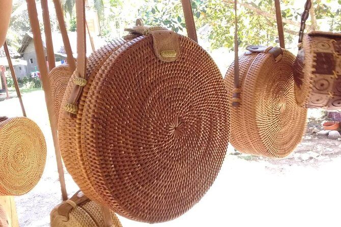 Private Lombok Cycling Tour : Lingsar Temple, Rice Field, Village & Market Tour - The Sum Up