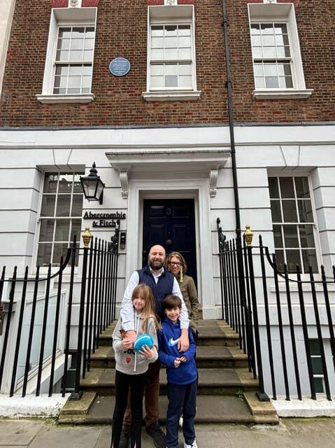 Private London Beatles Taxi Tour with Local Guide - Who Would Love This Tour?