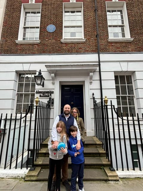 private-london-beatles-taxi-tour-with-local-guide