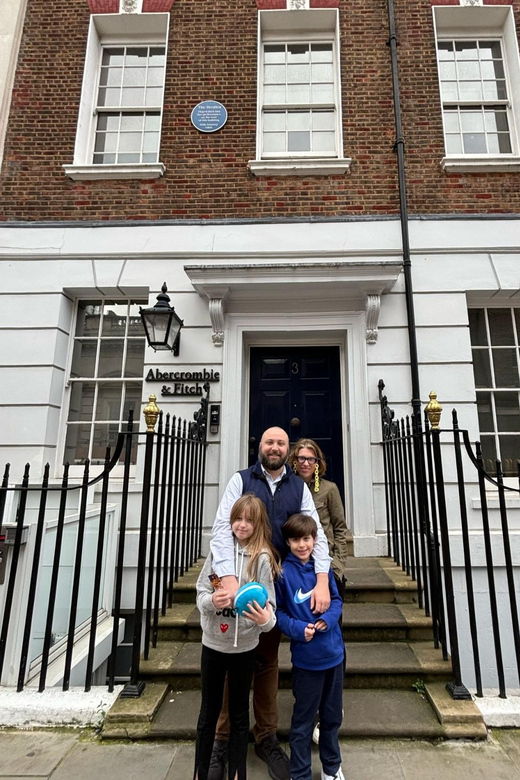 private-london-beatles-taxi-tour-with-local-guide