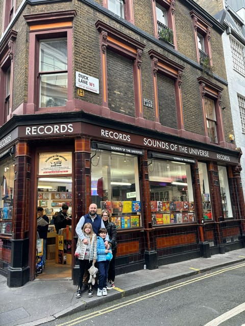 private-london-beatles-taxi-tour-with-local-guide