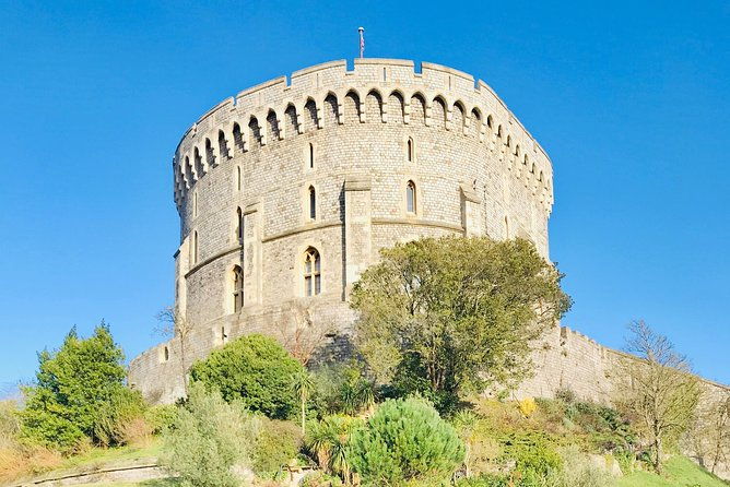 private-london-taxi-royal-windsor-and-runnymede-tour