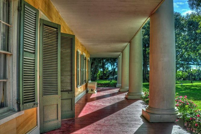 private-louisiana-plantations-tour-with-gourmet-lunch-from-new-orleans-2