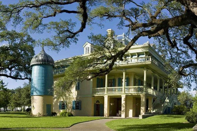 private-louisiana-plantations-tour-with-gourmet-lunch-from-new-orleans-2