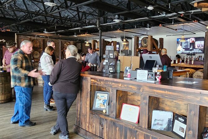 private-louisville-bourbon-tour-groups-of-2-6-old-fo-more