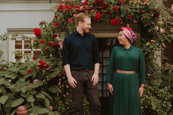 private-love-story-photowalk-experience