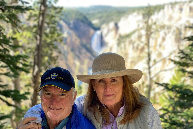 private-lower-loop-tour-of-yellowstone-national-park