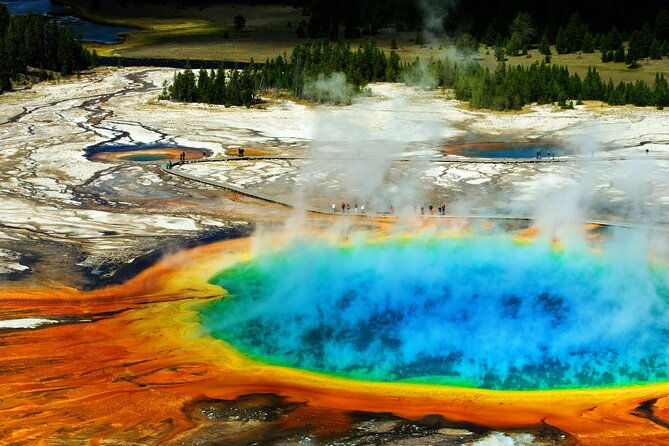 private-lower-loop-tour-of-yellowstone-national-park