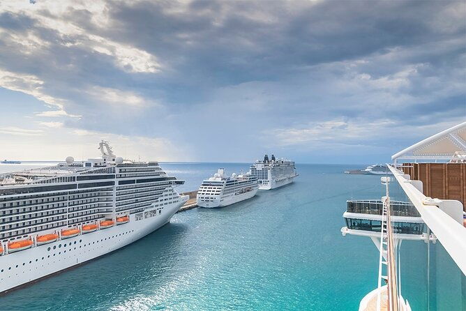private-lux-transfer-from-civitavecchia-port-to-rome-or-fco
