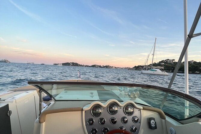 private-luxury-boat-tour-of-the-beautiful-riviera-nice-monaco