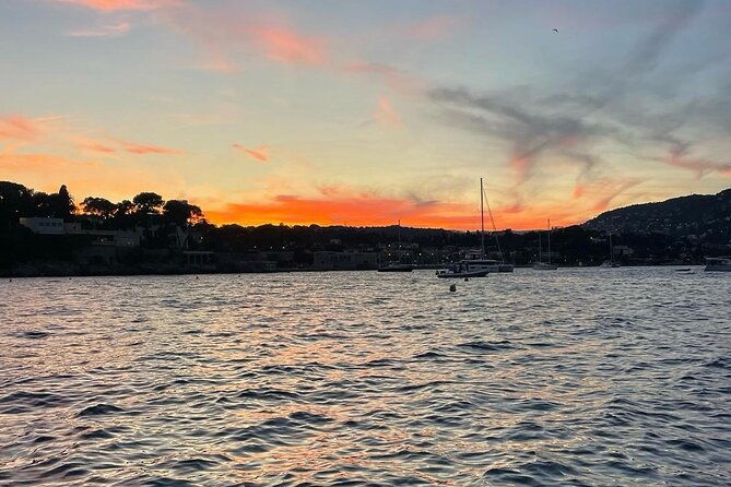 private-luxury-boat-tour-of-the-beautiful-riviera-nice-monaco