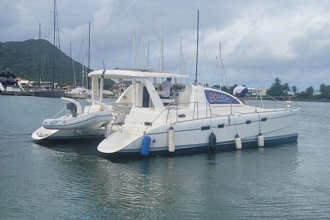 private-luxury-catamaran