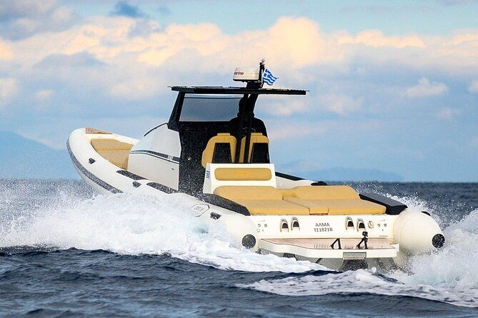 private-luxury-cruises-in-greece