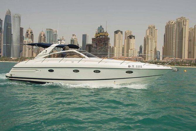 Private Luxury Everest Yacht Cruise from Dubai Marina - Why This Yacht Cruise Is Worth Considering