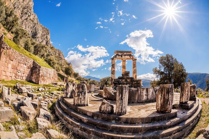 private-luxury-full-day-tour-to-thermopylae-delphi