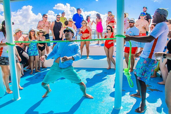 private-luxury-party-boat-with-slide