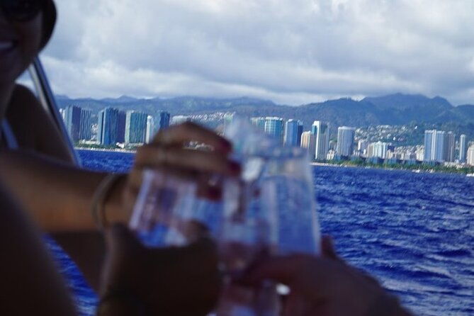 private-luxury-sailboat-charters-of-honolulu