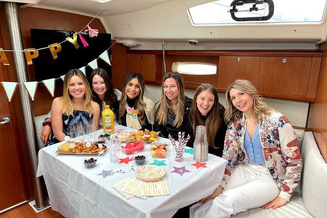 private-luxury-sailing-tour-new-york-city