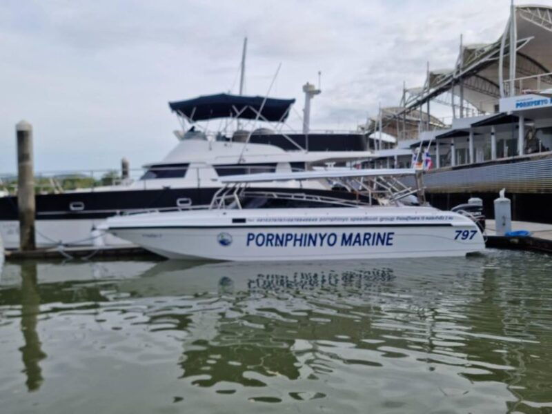 private-luxury-speed-boat-to-phi-phi-islands