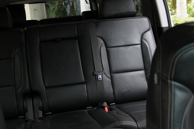 private-luxury-suv-airport-transfer-round-trip