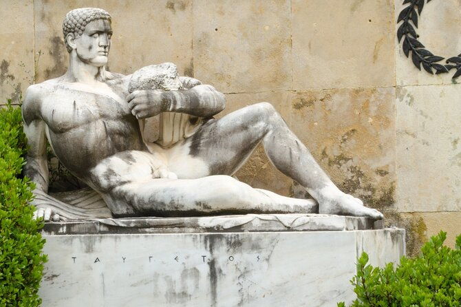 private-luxury-tour-delphi-thermopylae-the-300s-legacy-2