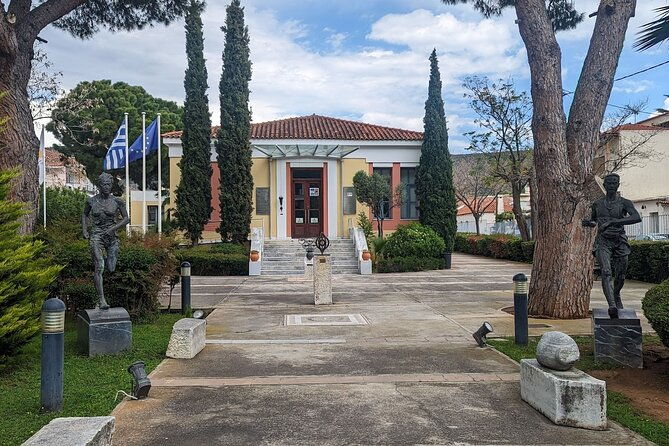 private-luxury-tour-marathon-battle-run-that-changed-history