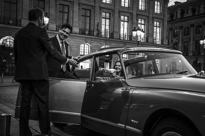 private-luxury-tour-of-bordeaux-in-a-magnificent-citroen-ds-2-hours