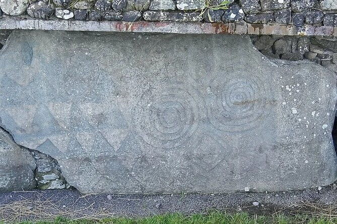 private-luxury-tour-of-newgrange-and-the-hill-of-tara-4