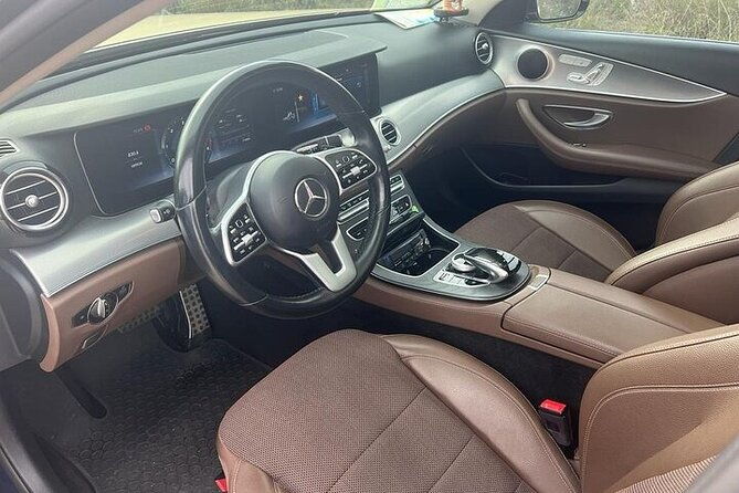 private-luxury-transfer-from-athens-hotels-to-athens-airport