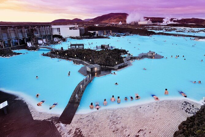 private-luxury-transfer-from-reykjavik-to-blue-lagoon