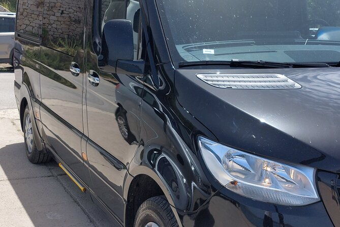 private-luxury-transfer-from-to-athens-international-airport