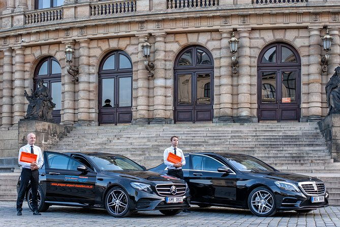 private-luxury-transfer-to-cesky-krumlov-from-prague