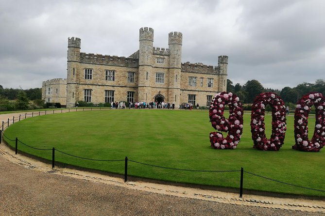 private-luxury-transportation-london-hotel-to-dover-with-stopover-leeds-castle