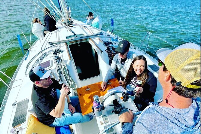 Private Luxury Yacht Charters, BYOB & Dolphins - Key Points