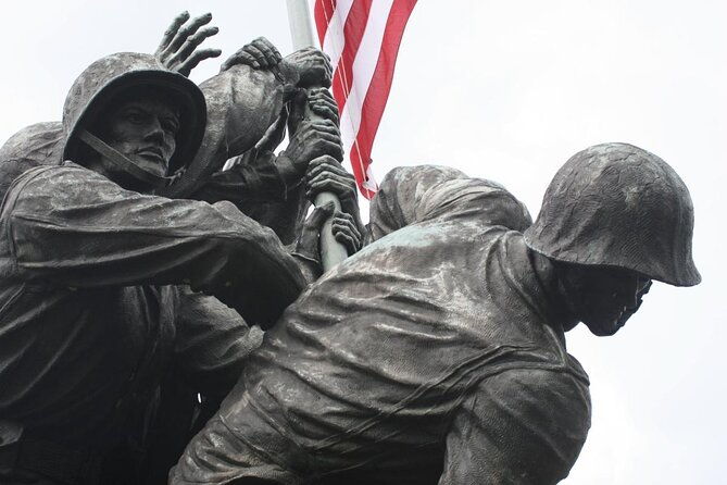 private-marine-corps-tour-of-washington-dc-by-luxury-car