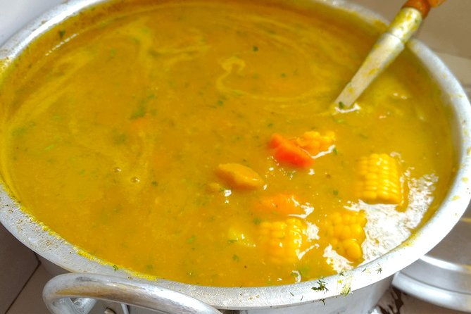 private-market-tour-and-cooking-class-in-bucaramanga-with-a-mother-son-duo