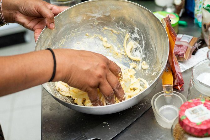 Private Market Tour and Portuguese-Goan Cooking Class with Paula - FAQs