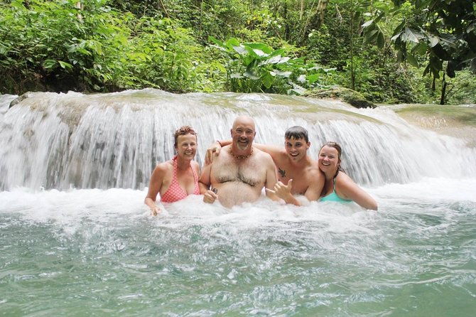 private-mayfields-falls-experience-with-transportation