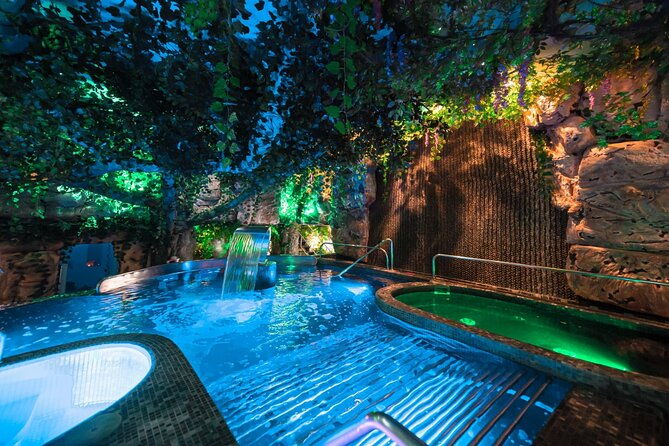 private-medellin-oasis-spa-with-hydrotherapy-thematic-massage