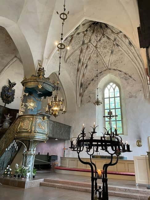 Private Medieval Porvoo by Car from Helsinki - The Journey to Porvoo: A Scenic 45-Minute Drive